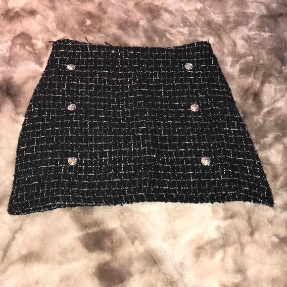 Tweed Mini Skirt - Picture 4 of 6